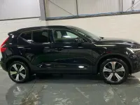 Używany Volvo XC40 Plus 169 kW (231 KM) 2023 Czarny SUV
