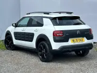 Used Citroën C4 Cactus Flair 82 HP (60 kW) 2016 White Hatchback