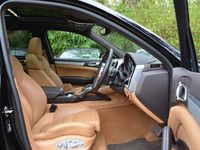 Used Porsche Cayenne Turbo 500 HP (367 kW) 2013 SUV