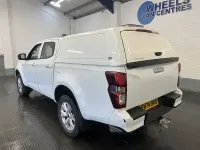 Used Isuzu D-Max 2024 White Pickup