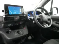 Usado Toyota Proace 100 kW (136 HP) 2023 Branco Monovolume
