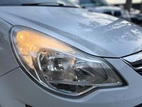 Used Vauxhall Corsa 2012 White Hatchback