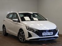 Used Hyundai i20 Advanced 100 HP (73 kW) 2025 White Hatchback