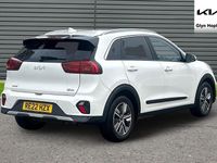 Used Kia Niro 139 HP (102 kW) 2022 White SUV