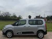 Usado Citroën Berlingo Feel 2024 Cinzento Monovolume