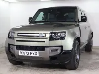 Usado Land Rover Defender SE Dynamic 250 HP (183 kW) 2022 Verde SUV
