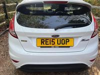 Used Ford Fiesta Zetec 125 HP (91 kW) 2015 White Hatchback