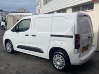 Used Vauxhall Combo Sportive 100 HP (73 kW) 2020 White MPV