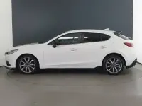 Used Mazda 3 Inclusive 120 HP (88 kW) 2016 White Hatchback