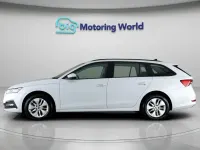 Used Skoda Octavia SE Technology 116 HP (85 kW) 2021 White Estate