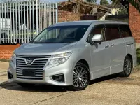 Used Nissan Elgrand 2017 Silver MPV