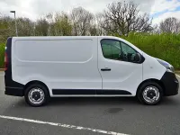 Usado Vauxhall Vivaro S 95 HP (69 kW) 2019 Branco Monovolume
