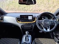 Used Kia XCeed First Edition 138 HP (101 kW) 2019 Yellow SUV