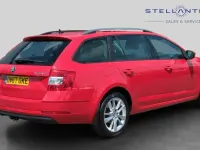 Used Skoda Octavia SE L 148 HP (108 kW) 2017 Red Estate