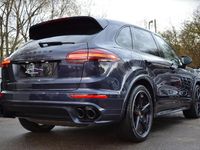 Used Porsche Cayenne 2025 Mauve/purple SUV