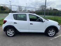 Used Dacia Sandero Ambiance 90 HP (66 kW) 2014 White Hatchback
