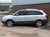 Used Skoda Fabia 90 HP (66 kW) 2011 Silver Estate