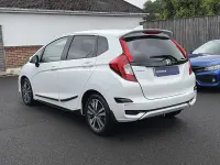 Begagnad Honda Jazz EX 102 HK (75 kW) 2020 Vit Halvkombi