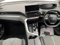 Used Peugeot 3008 Allure+ 134 HP (98 kW) 2023 White SUV