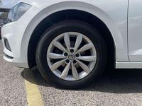 Used VW Polo SE 95 HP (69 kW) 2018 White Hatchback