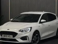Used Ford Focus ST-Line 120 HP (88 kW) 2017 White Estate
