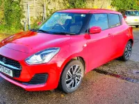 Używany Suzuki Swift SZ-L 83 KM (61 kW) 2023 Czerwony Hatchback