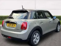 Usado Mini Cooper Classic 136 CV (100 kW) 2020 Gris Utilitario