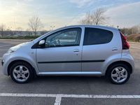 Used Peugeot 107 Allure 68 HP (50 kW) 2012 Silver Hatchback
