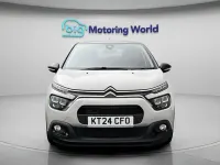 Używany Citroën C3 PureTech 83 KM (61 kW) 2024 Szary Hatchback