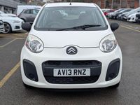 Used Citroën C1 68 HP (50 kW) 2013 White Hatchback