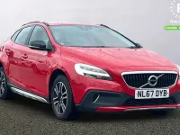 Used Volvo V40 152 HP (111 kW) 2019 Hatchback