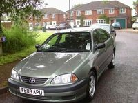 Used Toyota Avensis 127 HP (93 kW) 2003 Hatchback
