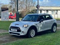 Usado Mini Cooper S Hatch 192 HP (141 kW) 2015 Prateado Citadino