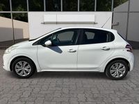 Used Peugeot 208 Access 82 HP (60 kW) 2013 White Hatchback
