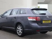 Used Toyota Avensis 147 HP (108 kW) 2010 Grey Estate