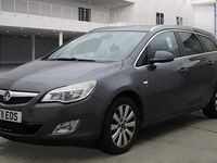 Second-hand Vauxhall Astra 165 CP (121 kW) 2011 Gri Break