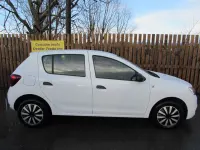 Used Dacia Sandero Essentiel 90 HP (66 kW) 2019 White Hatchback