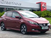 Used Nissan Leaf Tekna 110 kW (150 HP) 2019 Red Hatchback