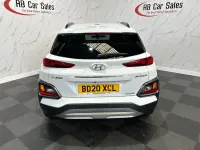 Usado Hyundai Kona Premium SE 141 CV (103 kW) 2020 Blanco SUV