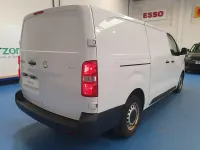 Used Vauxhall Vivaro S 100 HP (73 kW) 2022 White MPV