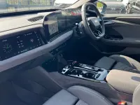 New Audi A6 e-tron Comfort 210 kW (286 HP) 2025 White Estate