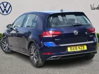 Used VW Golf VII SE 128 HP (94 kW) 2018 Blue Hatchback
