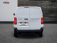 Nouă Peugeot Expert 145 CP (106 kW) 2026 Alb Van
