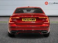 Used Volvo S60 R-Design 250 HP (183 kW) 2022 Red Sedan