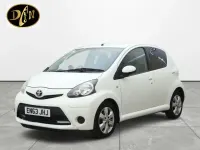 Used Toyota Aygo Style 2014 White Hatchback
