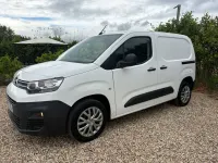 Used Citroën Berlingo 100 HP (73 kW) 2019 White MPV