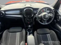 Used Mini Cooper Hatch 136 HP (100 kW) 2019 Orange Hatchback