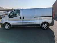 Begagnad Renault Trafic 115 HK (84 kW) 2012 Silver Minibuss