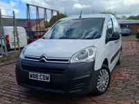 Used Citroën Berlingo 75 HP (55 kW) 2017 White MPV