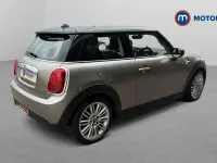 Used Mini Cooper Exclusive 136 HP (100 kW) 2021 Hatchback